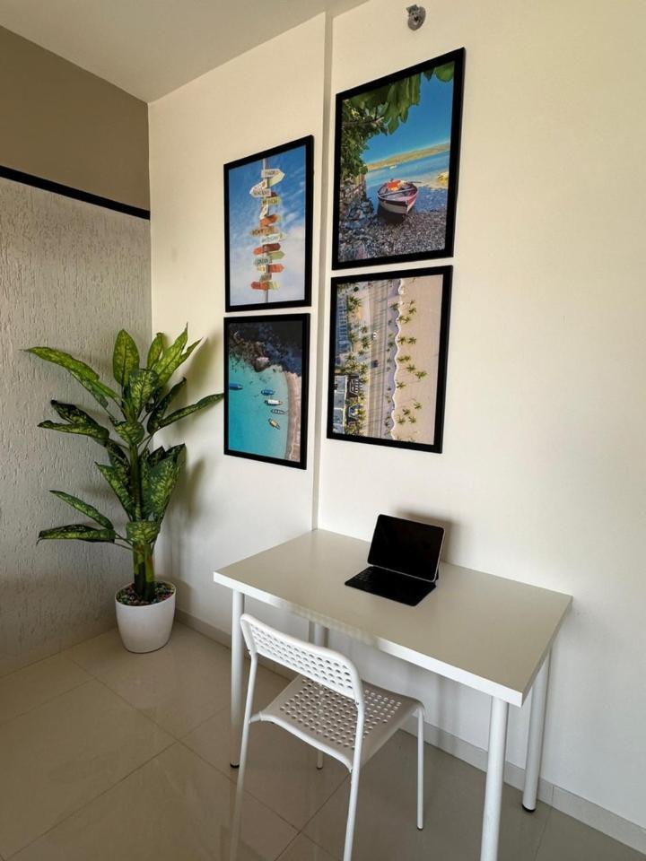 Sky: Soothing Oasis Near Balewadi High Street * Pune