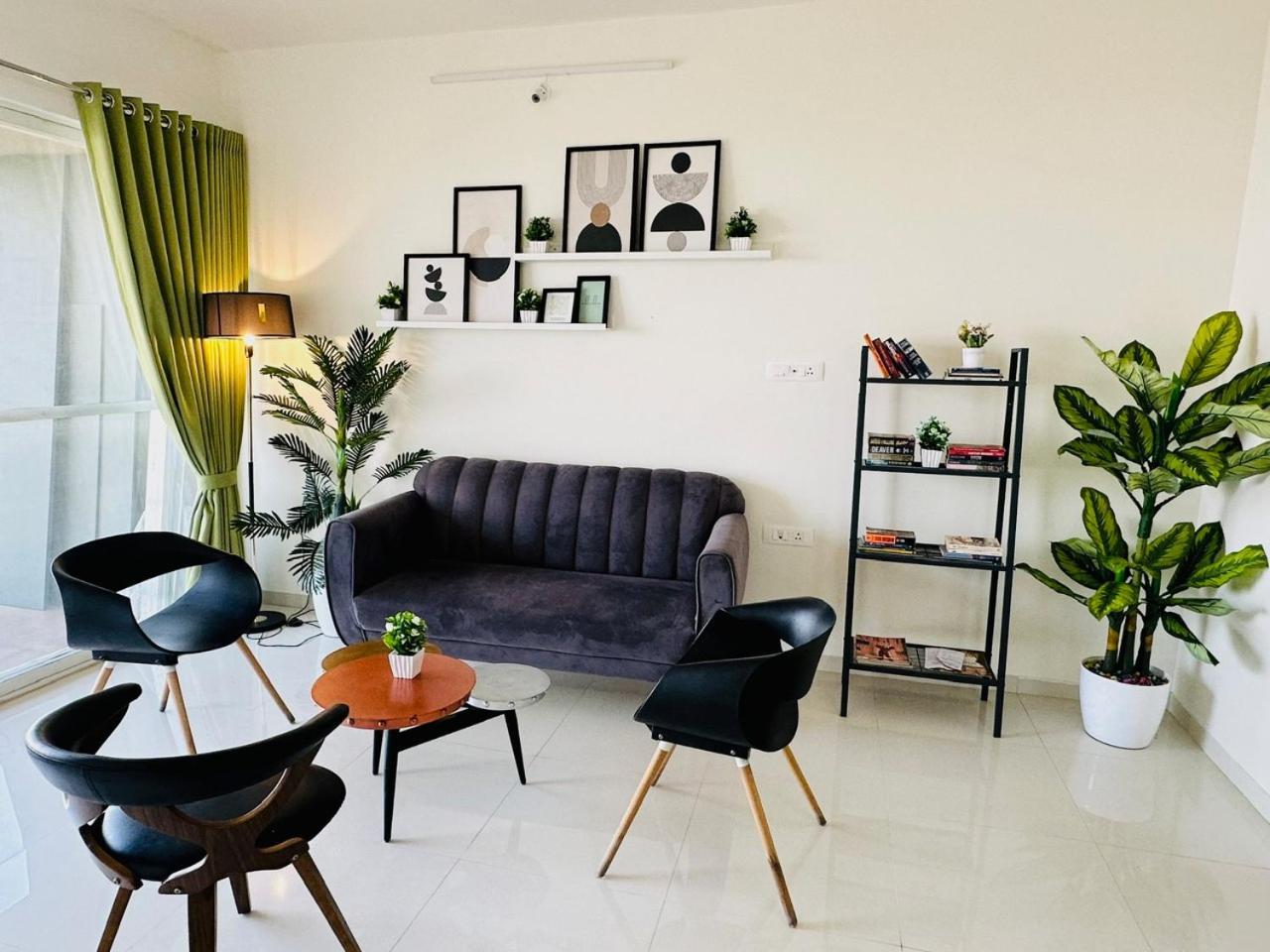 Homestay Sky: Soothing Oasis Near Balewadi High Street